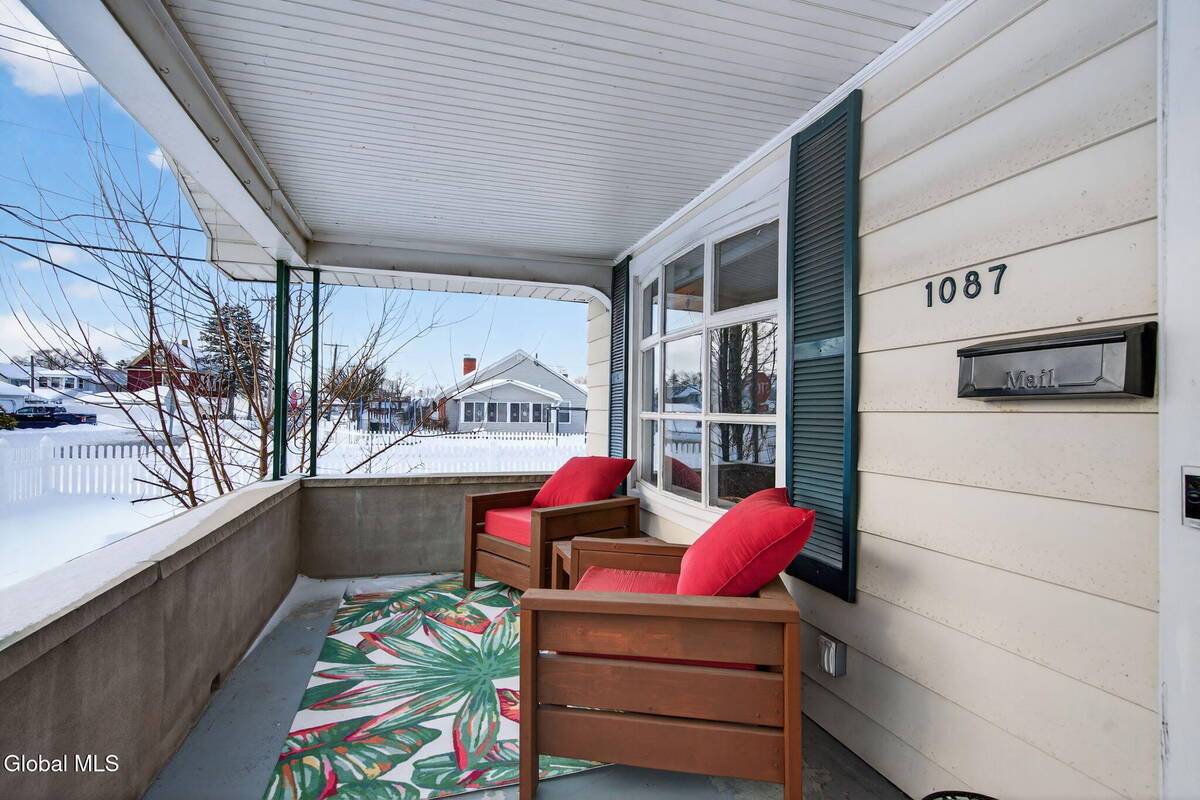 #3 photo, 1087 Laura Street, Rotterdam , NY 12306