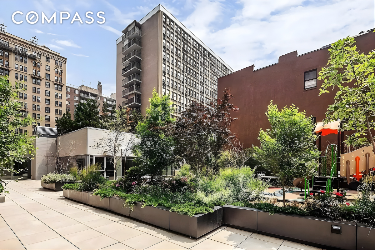 #15 photo, New York City, Upper West Side , NY 10025