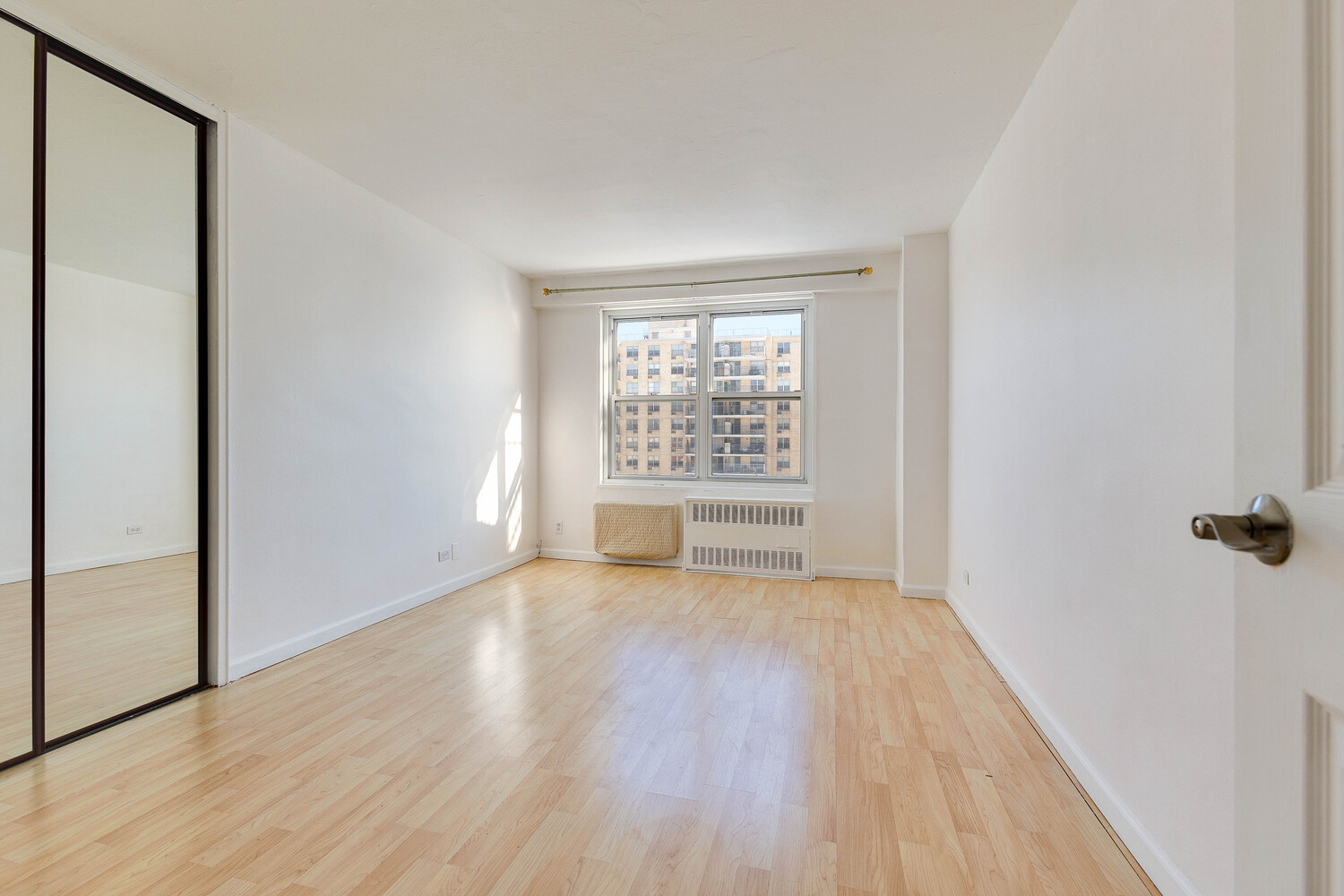 #12 photo, 601 SURF Avenue, Coney Island , NY 11224