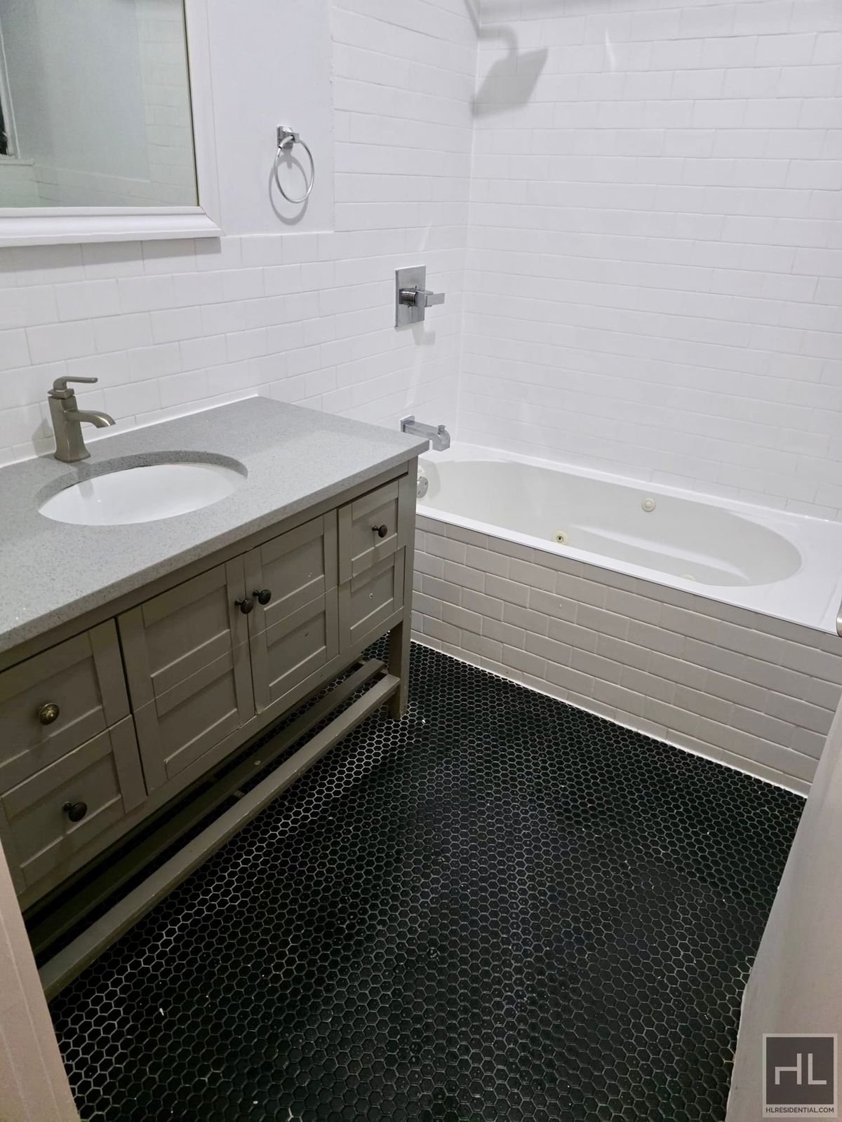 #12 photo, 637 Wilson Avenue, Bushwick , NY 11207