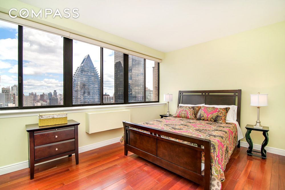 #10 photo, 310 E 46th Street, Midtown East , NY 10017