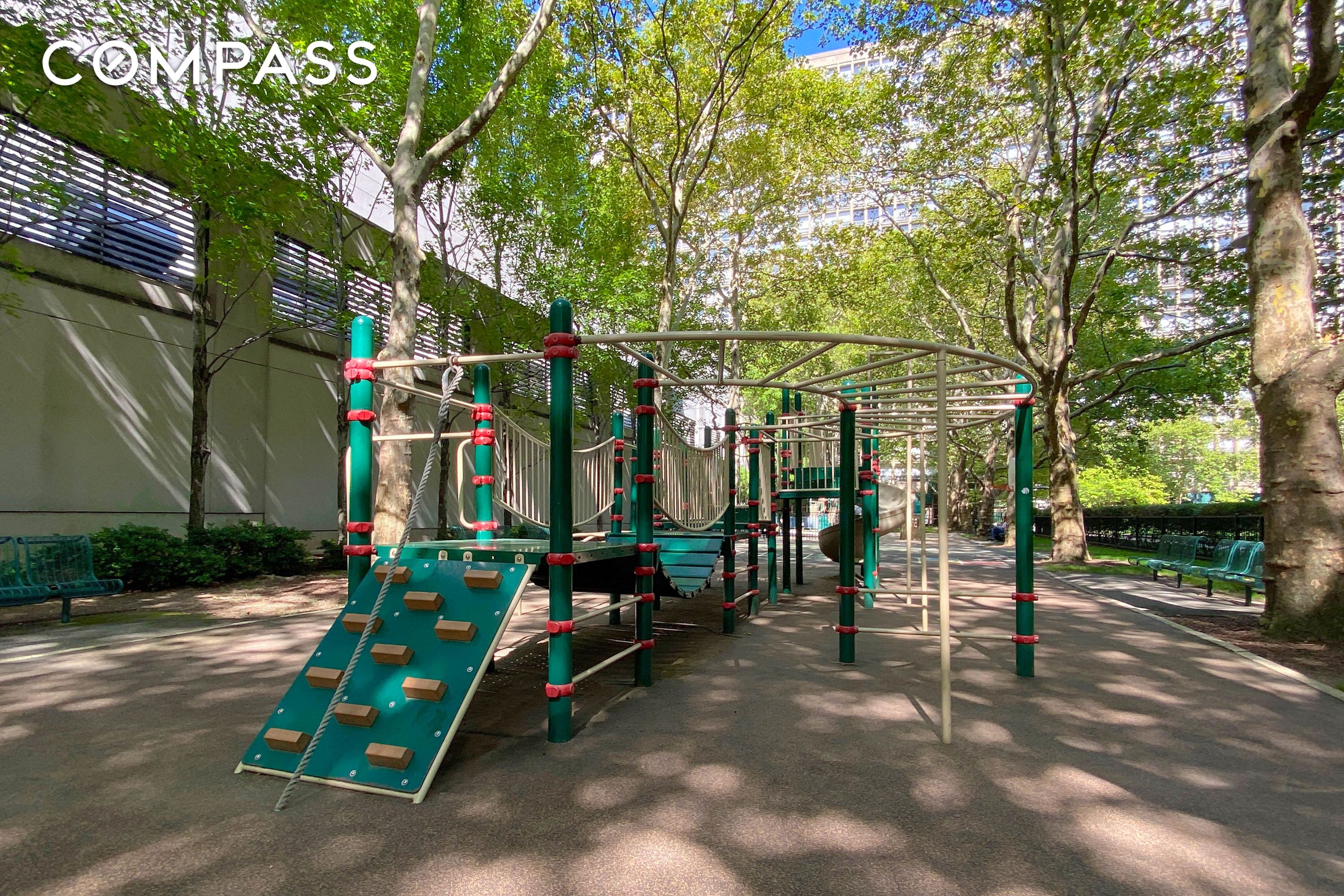 #16 photo, 333 E 30th Street, Kips Bay , NY 10016