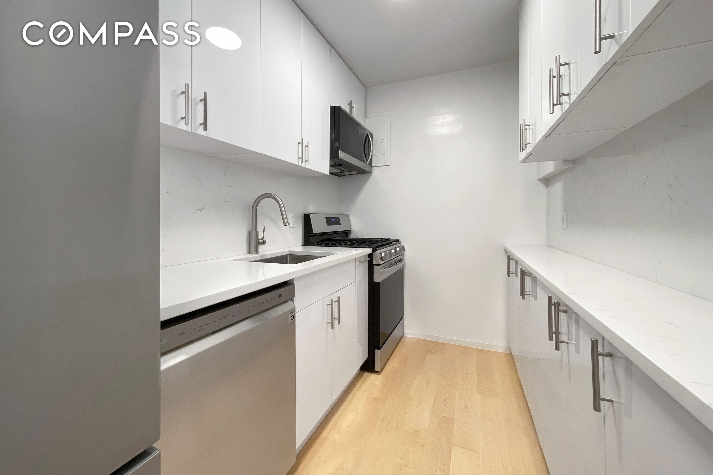 #6 photo, 333 E 30th Street, Kips Bay , NY 10016