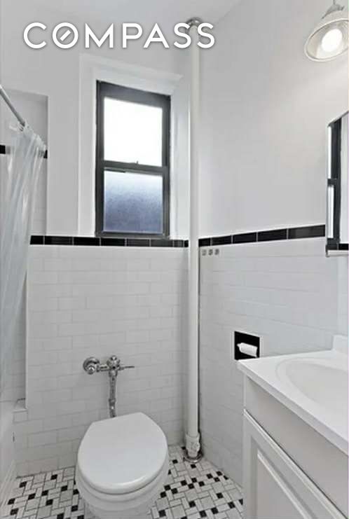 #6 photo, 317 E 18th Street, Gramercy Park , NY 10003