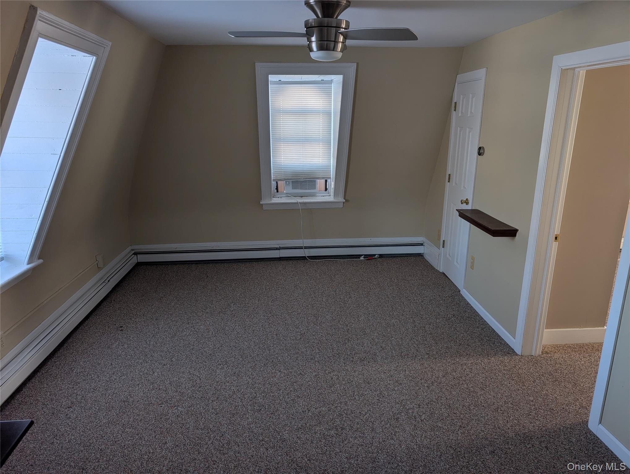 #6 photo, 21 Oakland Avenue, Warwick , NY 10990