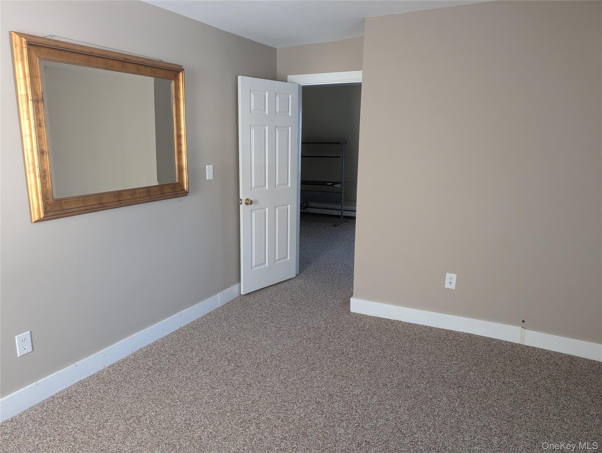 #9 photo, 21 Oakland Avenue, Warwick , NY 10990