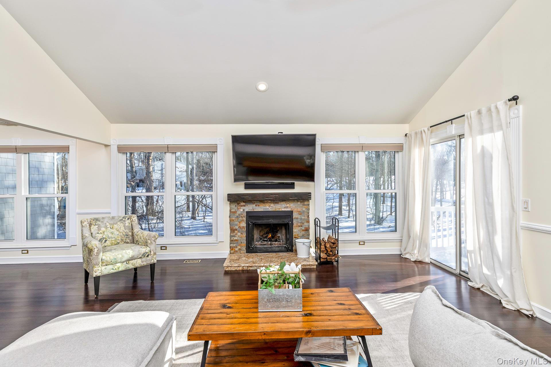 #12 photo, Manorville, Manorville , NY 11949