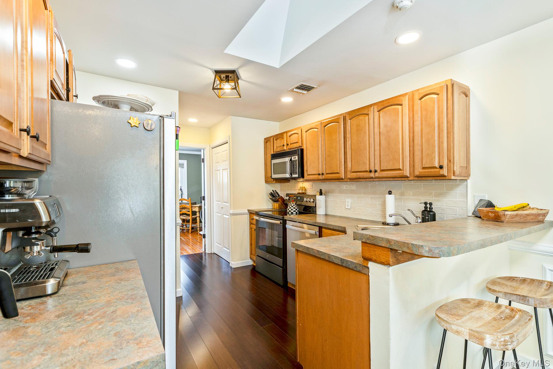 #18 photo, Manorville, Manorville , NY 11949