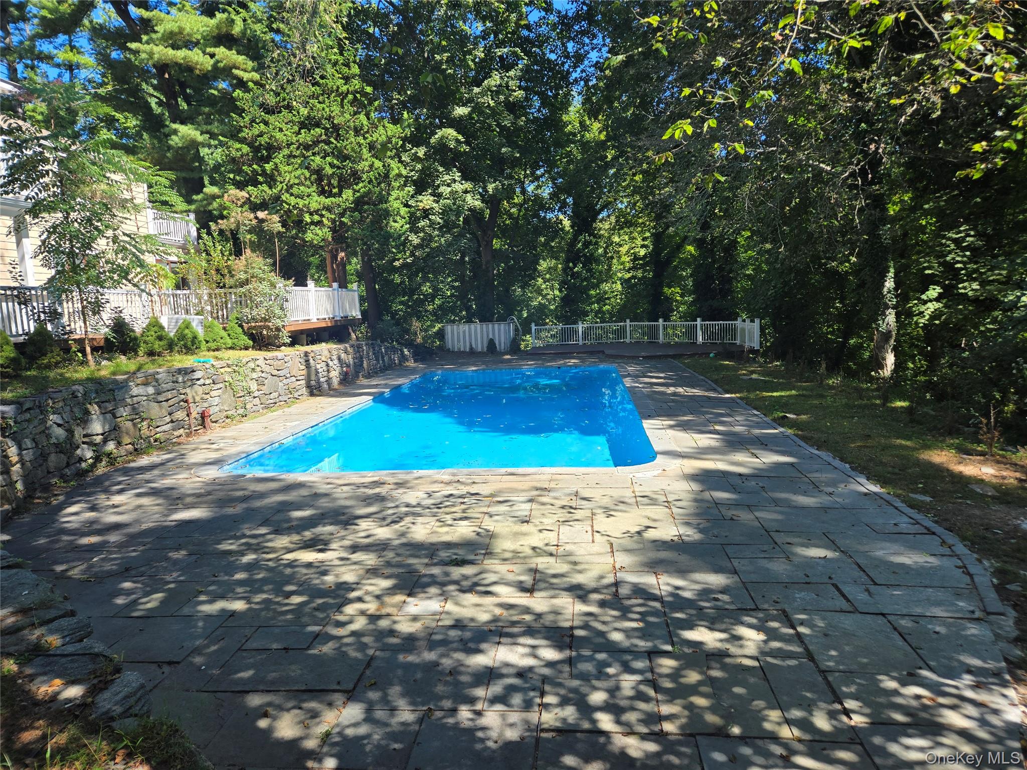 #9 photo, 32 Valley Road, Old Westbury , NY 11568