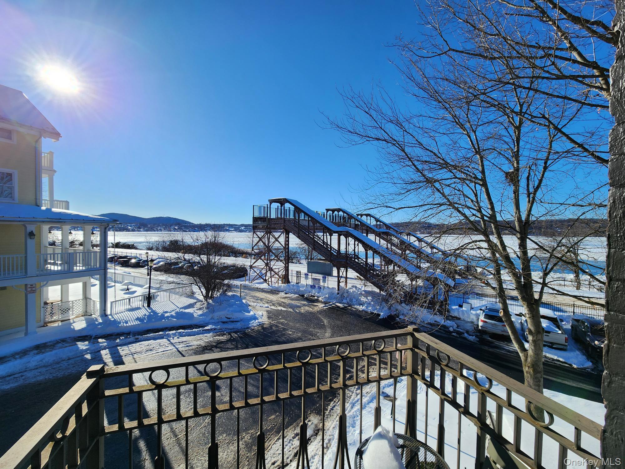 #3 photo, 1 Shatzell Avenue, Rhinecliff , NY 12574