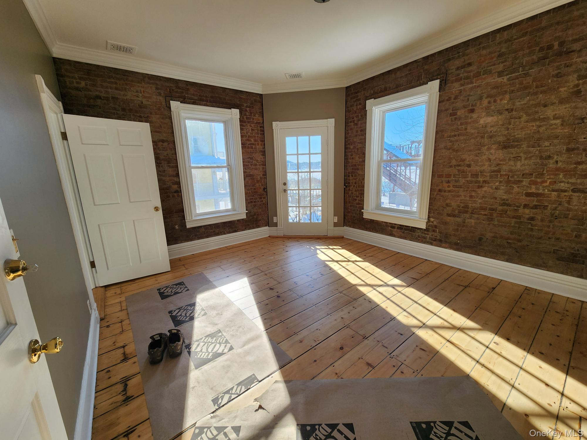 #6 photo, 1 Shatzell Avenue, Rhinecliff , NY 12574