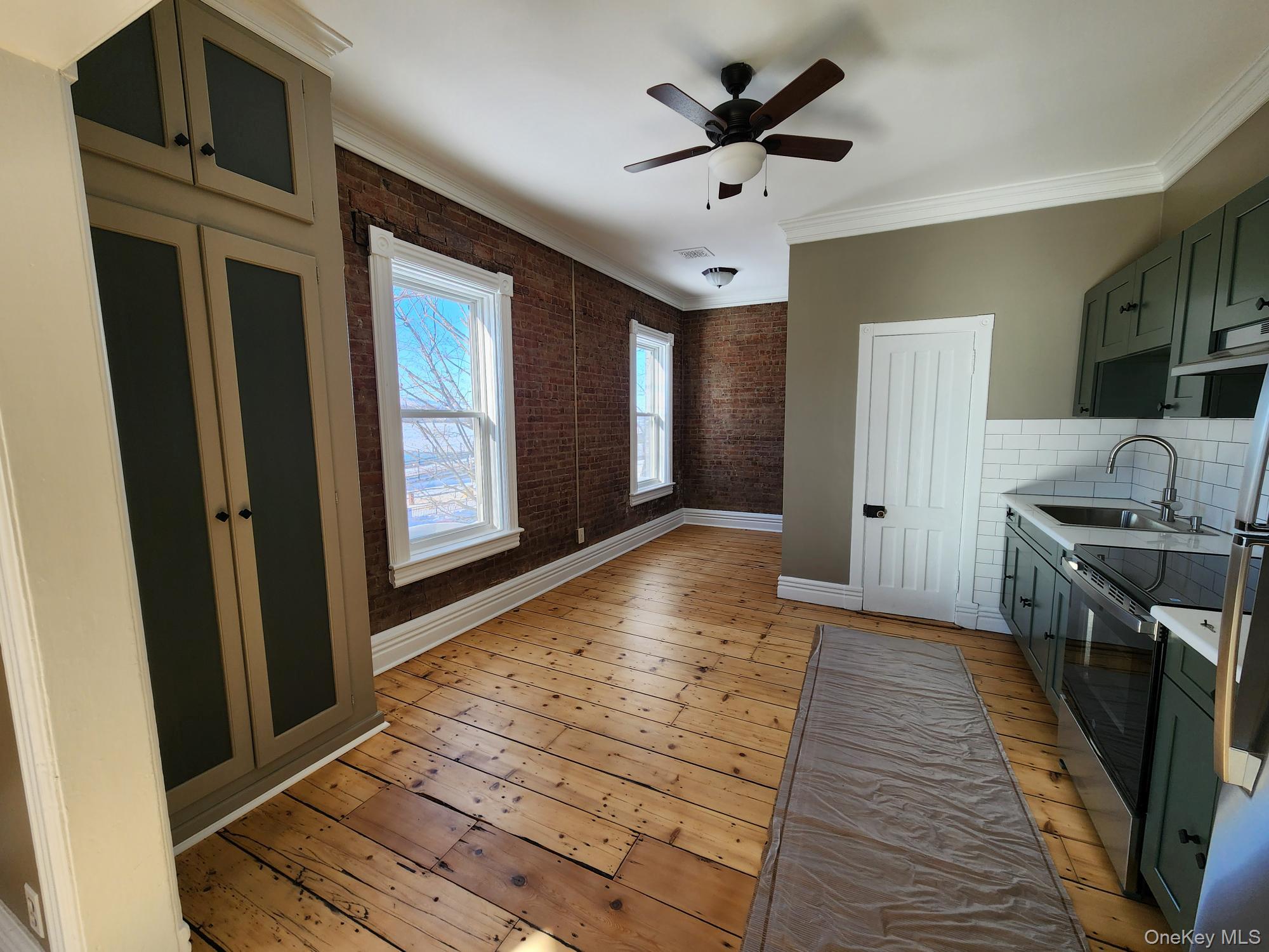 #7 photo, 1 Shatzell Avenue, Rhinecliff , NY 12574