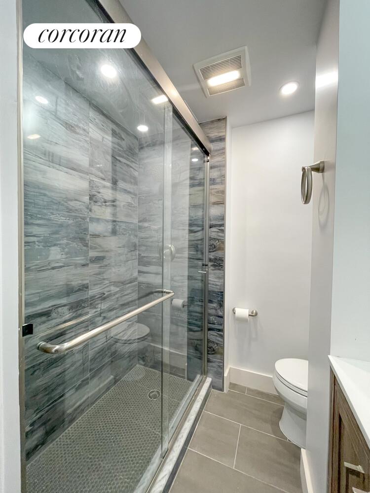 #18 photo, New York City, East Village , NY 10009