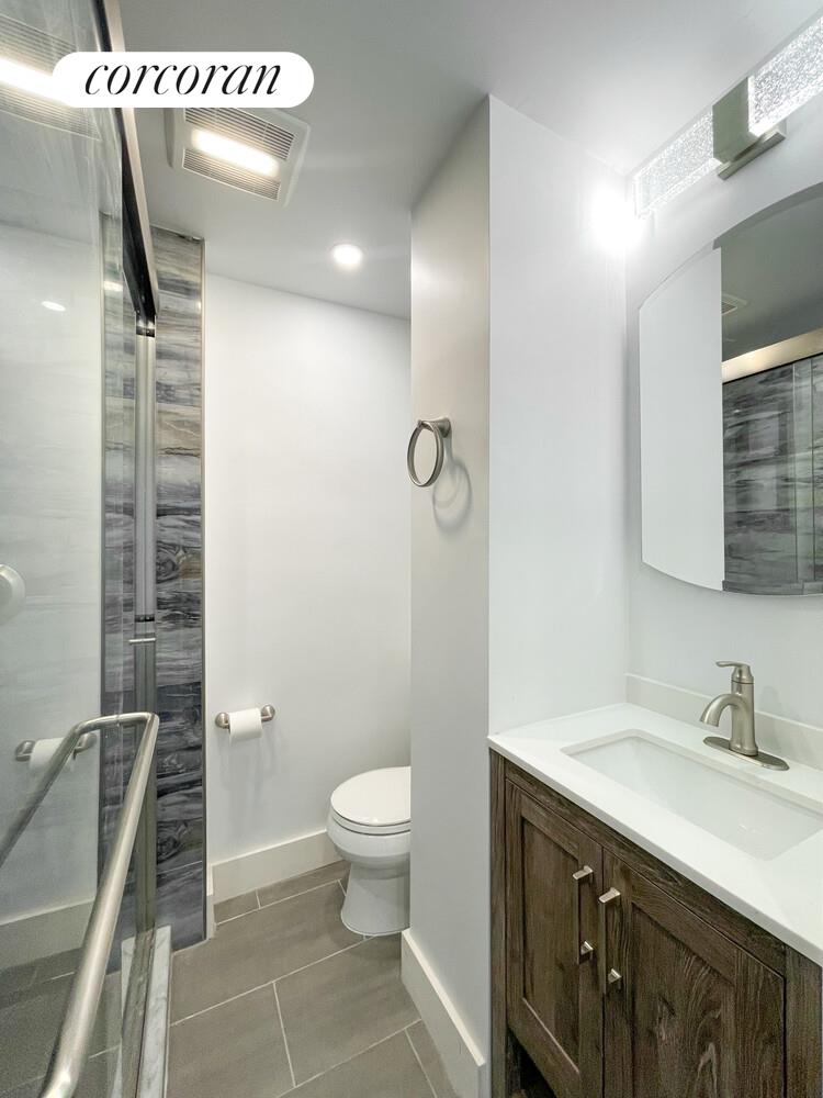 #19 photo, New York City, East Village , NY 10009