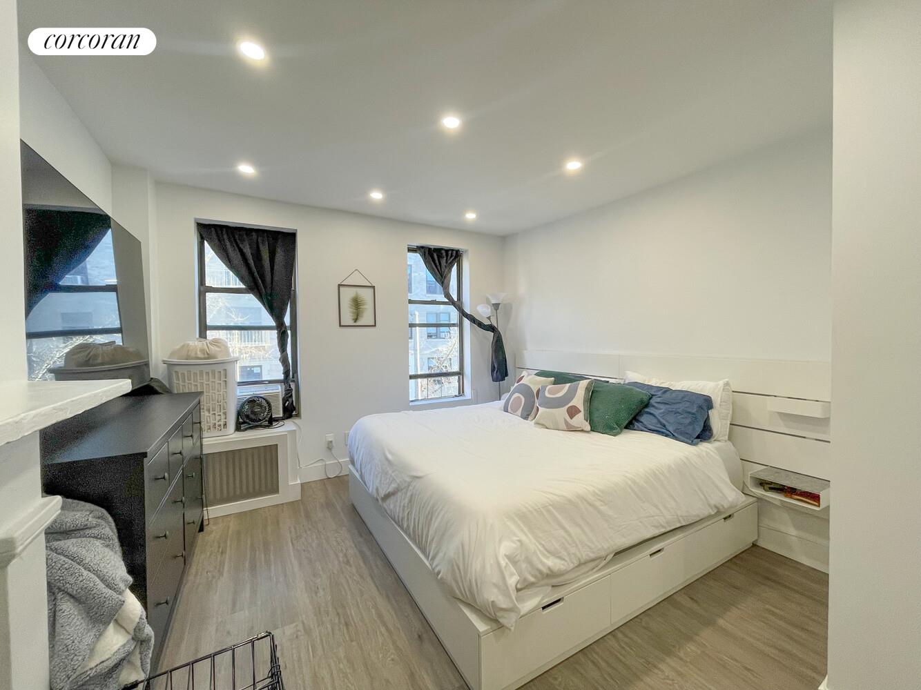 #2 photo, New York City, East Village , NY 10009