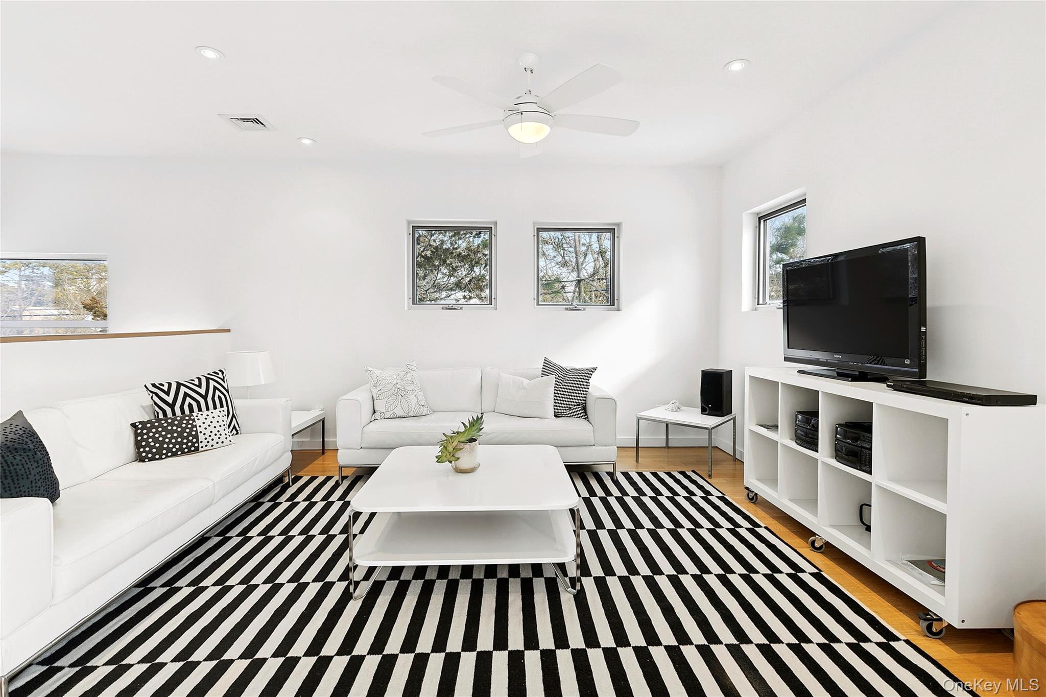 #20 photo, 54 Gardiner Drive, Amagansett , NY 11930