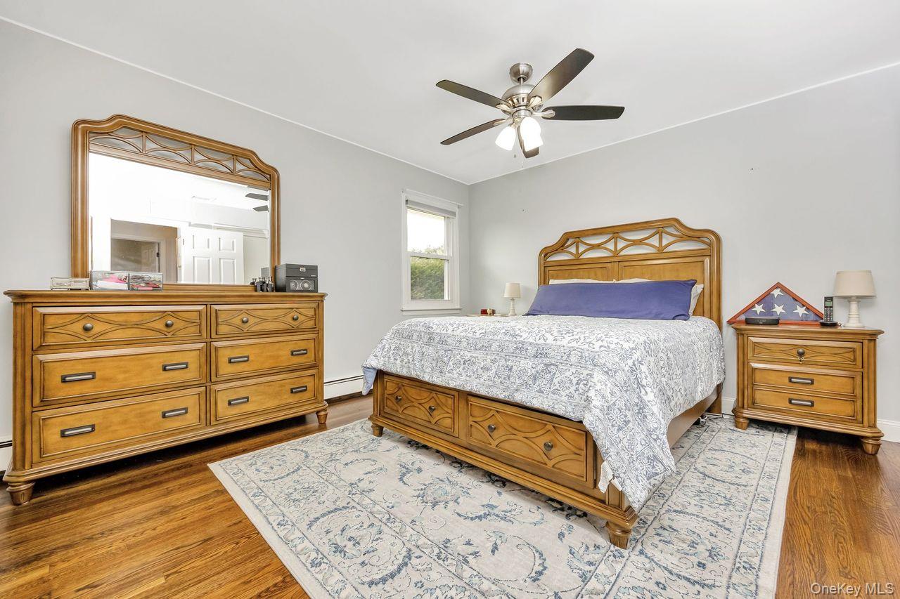 #11 photo, 22 Wiggins Street, Ronkonkoma , NY 11779