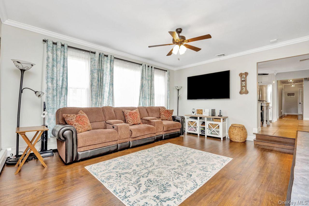 #7 photo, 22 Wiggins Street, Ronkonkoma , NY 11779