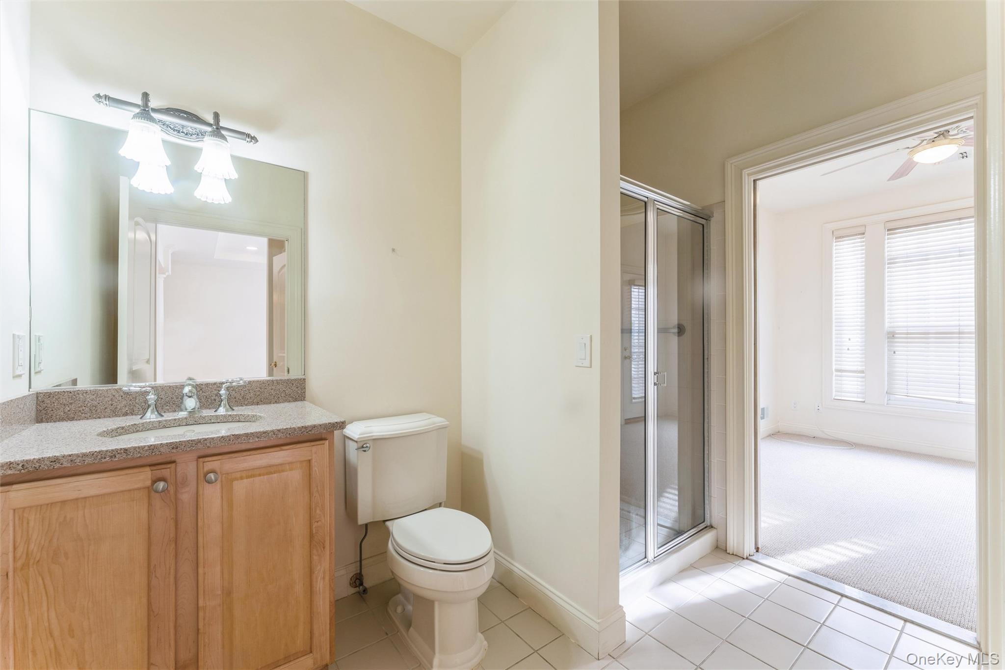 #17 photo, 420 Pacing Way, Westbury , NY 11590