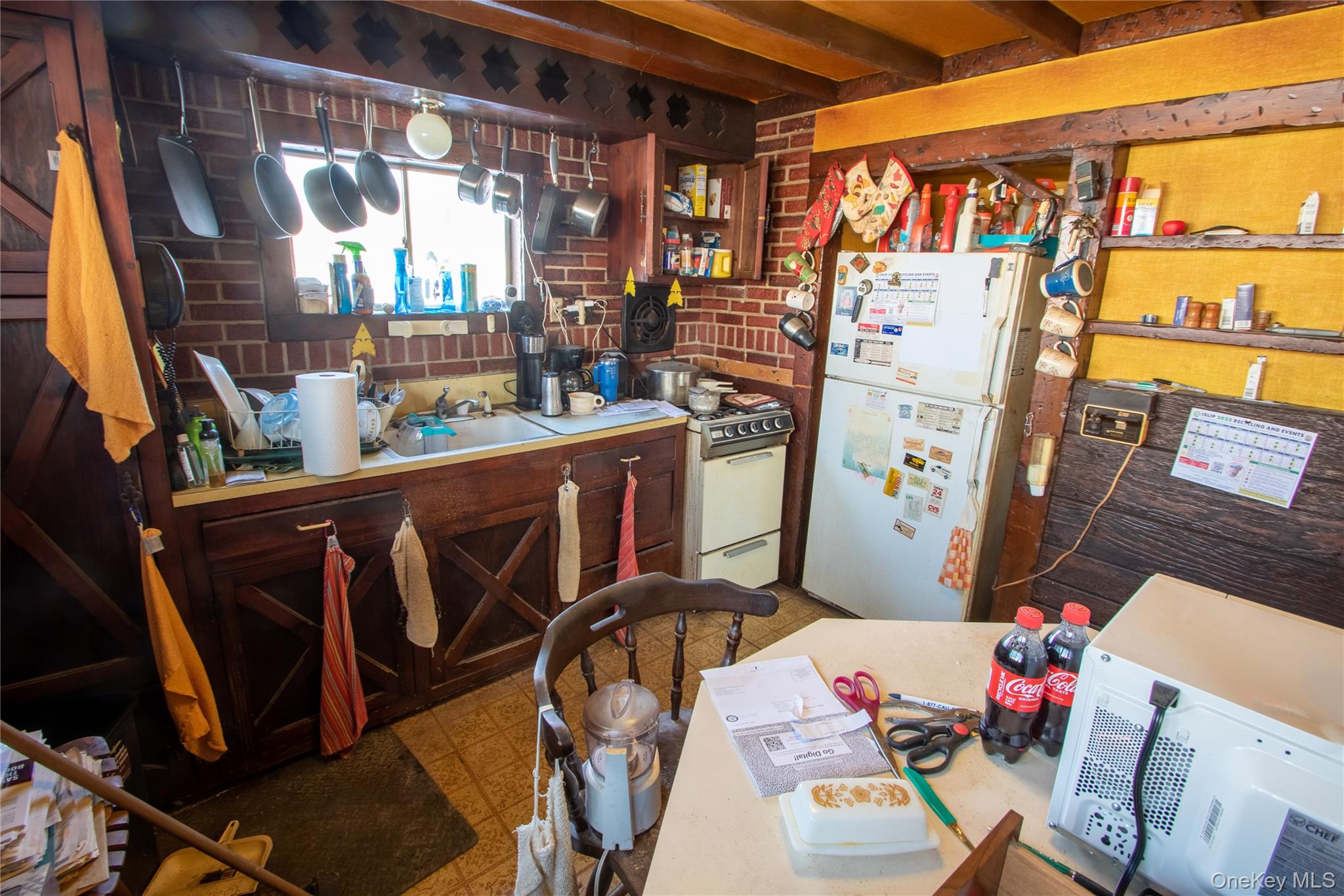 #5 photo, 144 Carleton Avenue, 東長島 Islip Terrace , NY 11752