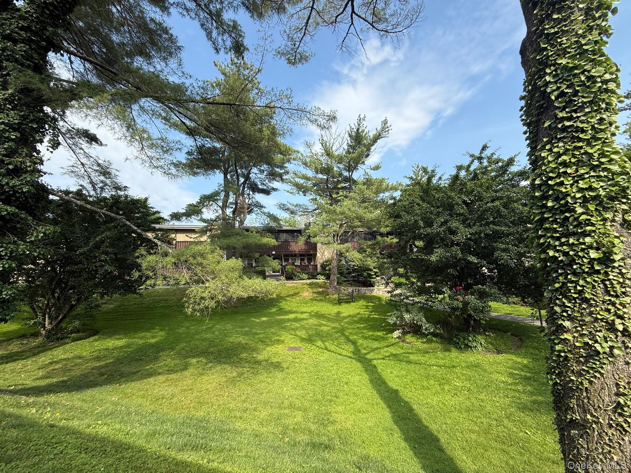 #10 photo, 103 Wiltshire Road, Scarsdale , NY 10583