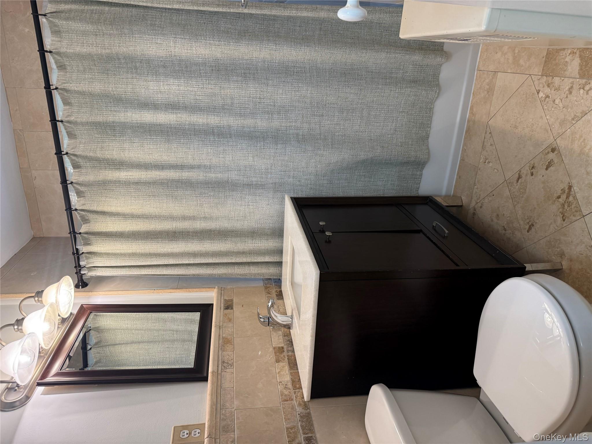 #15 photo, 103 Wiltshire Road, Scarsdale , NY 10583