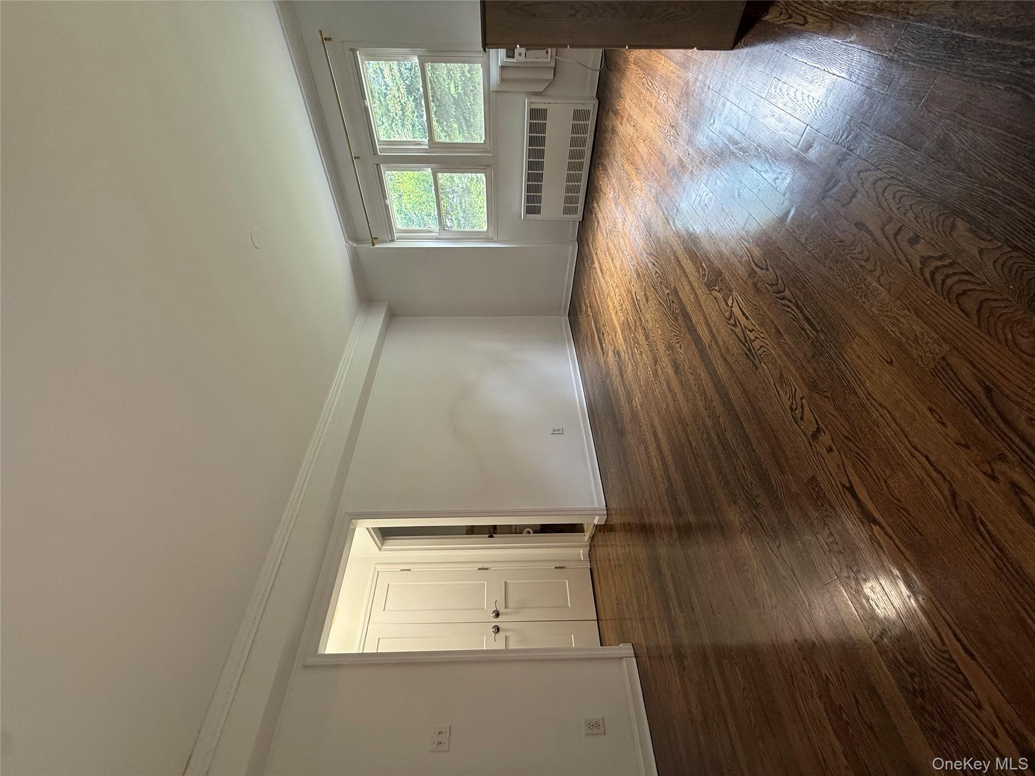 #19 photo, 103 Wiltshire Road, Scarsdale , NY 10583