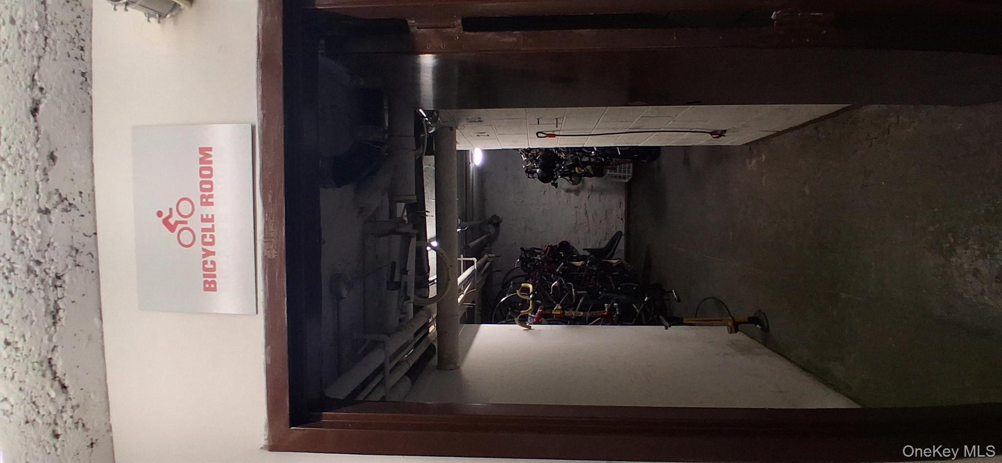 #10 photo, 430 Clinton Avenue, ব্রুকলিন Brooklyn , NY 11238