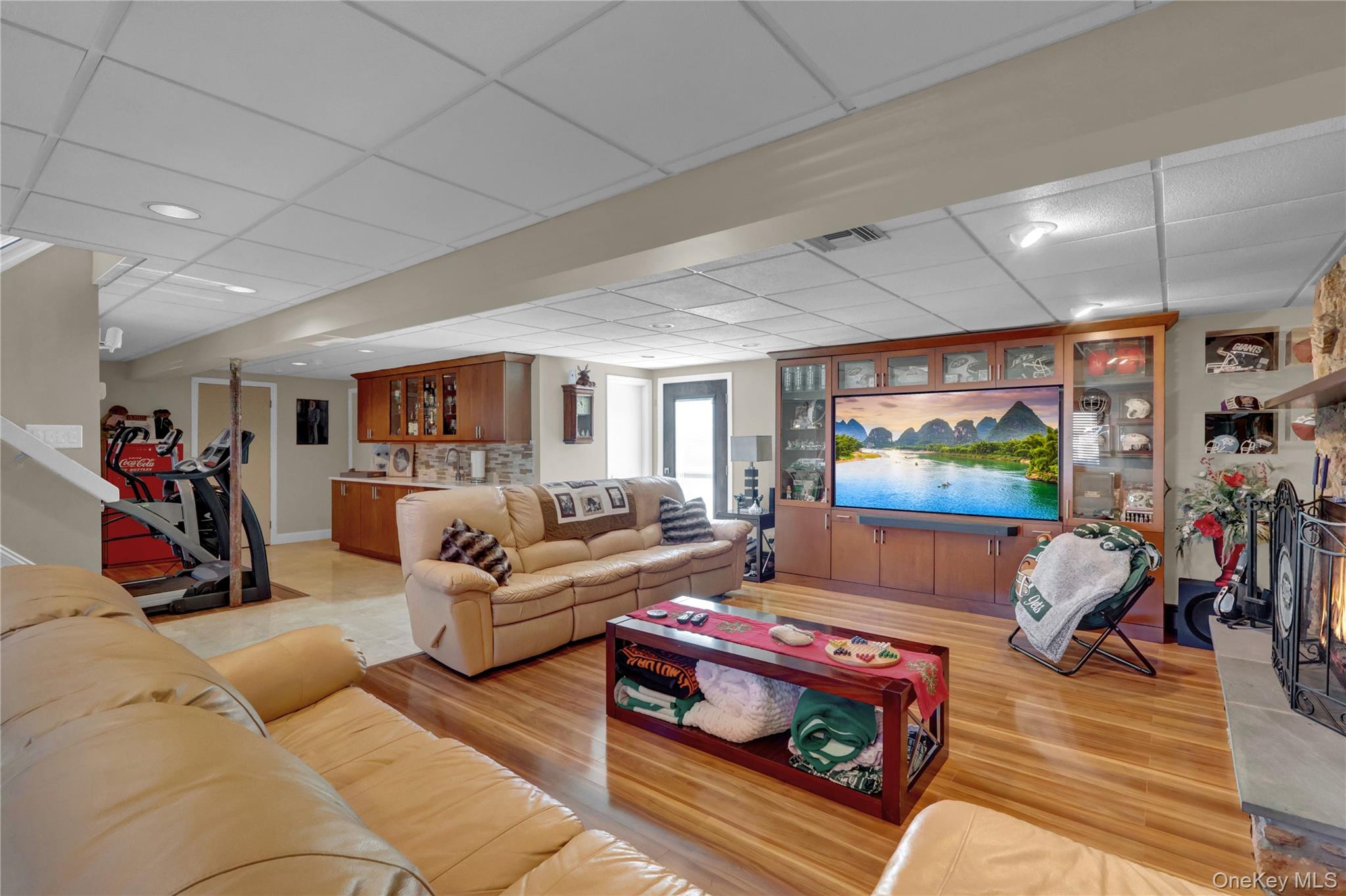 #19 photo, 98 Kingsland Avenue, West Islip , NY 11795