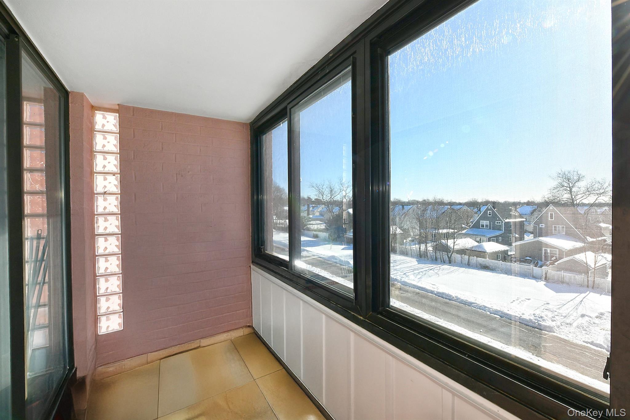 #15 photo, 800 Willis Avenue, Albertson , NY 11507