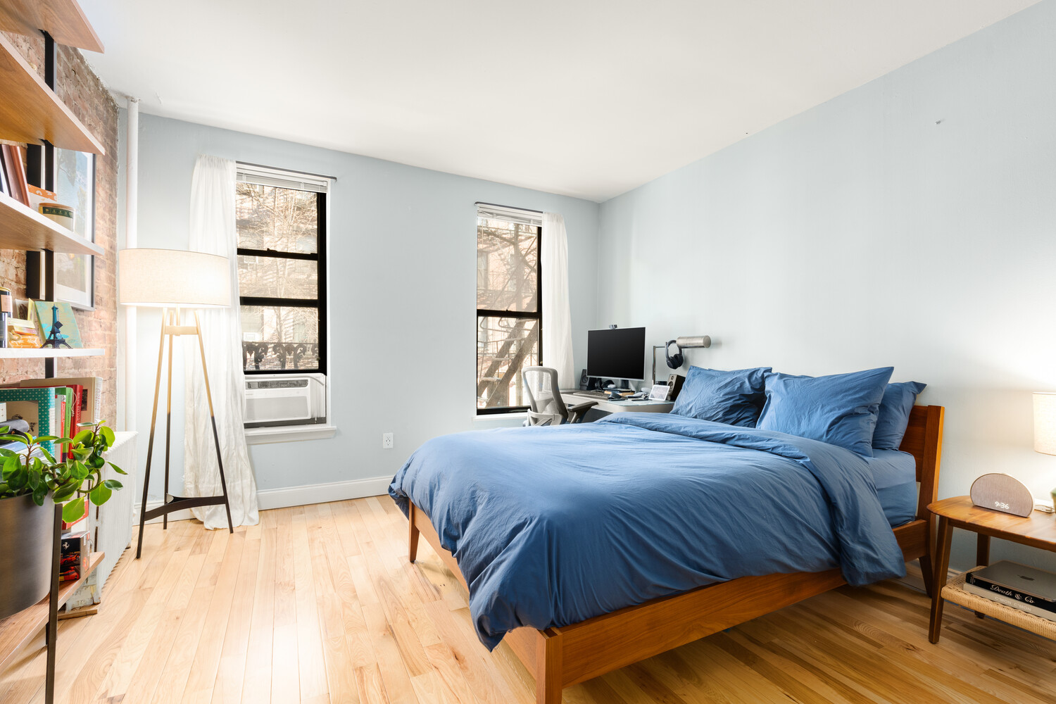 #4 photo, 428 W 46TH Street, Hell's Kitchen , NY 10036