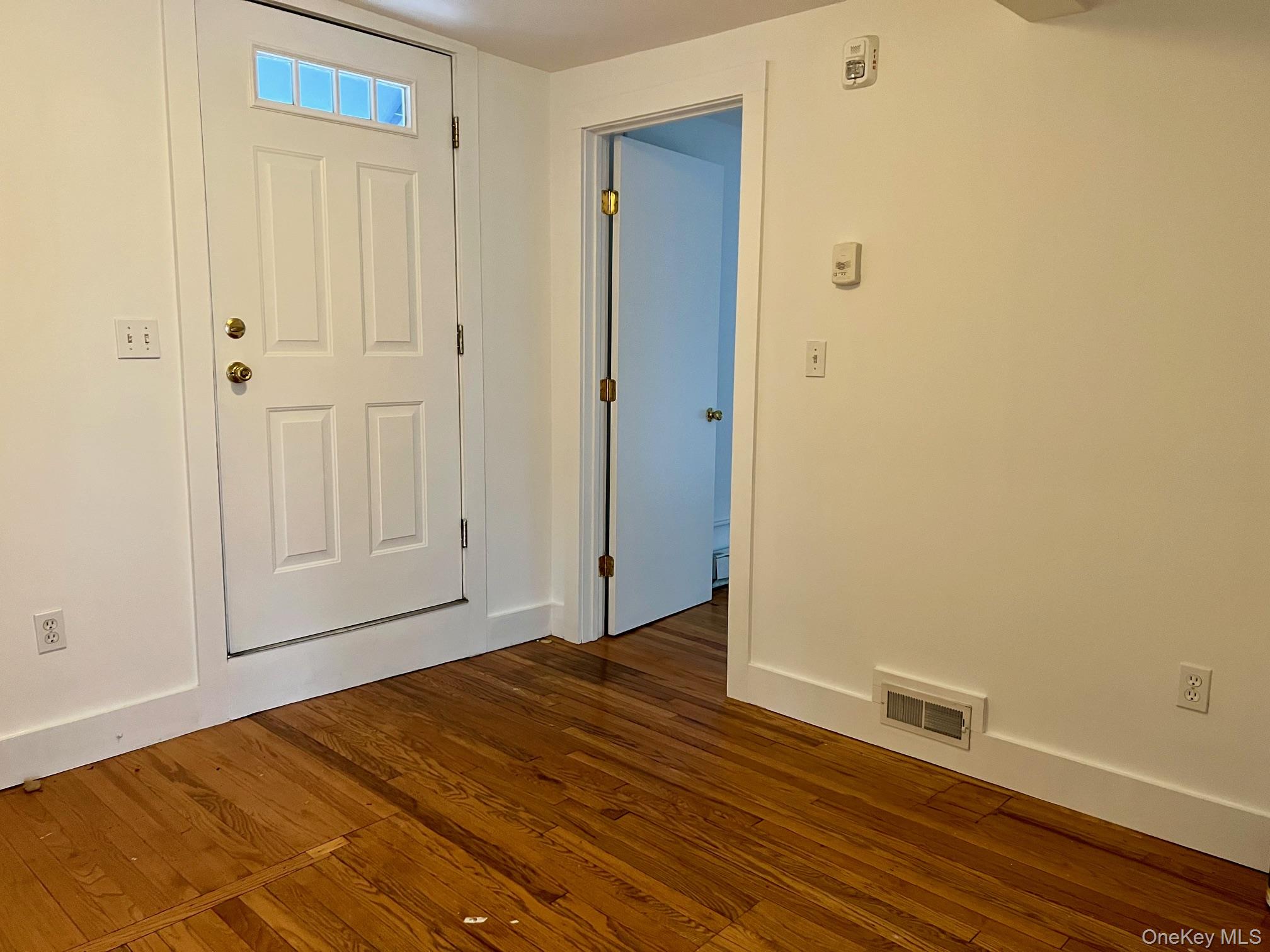 #3 photo, 3279 FRANKLIN Avenue, Millbrook , NY 12545