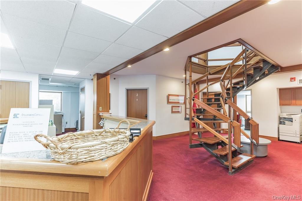 #13 photo, 301 Old Tarrytown Road, White Plains , NY 10603