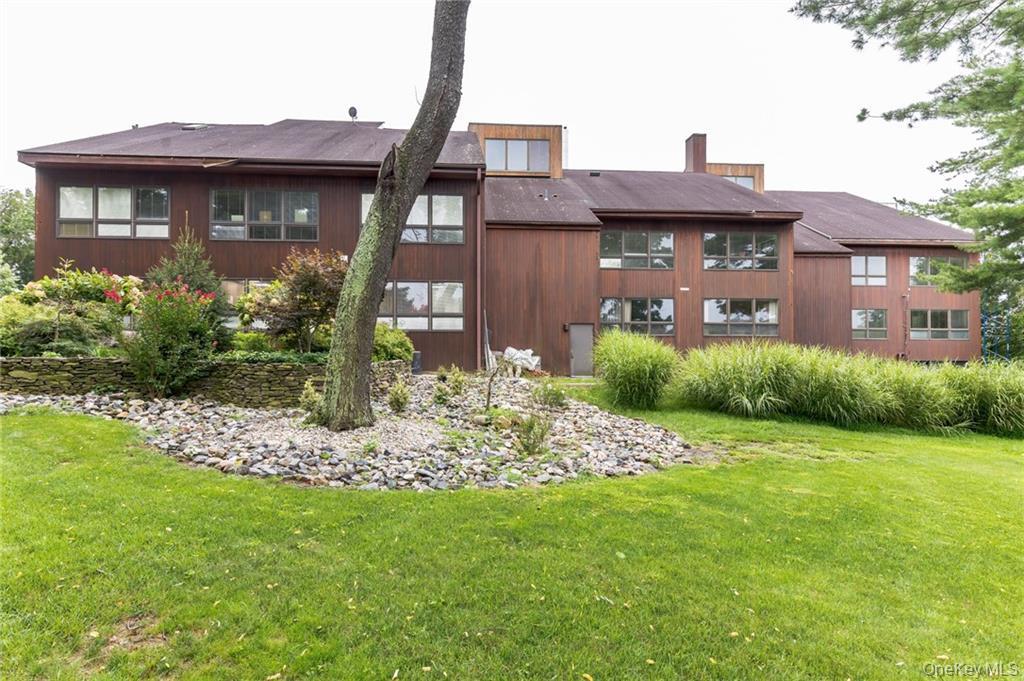 #2 photo, 301 Old Tarrytown Road, White Plains , NY 10603