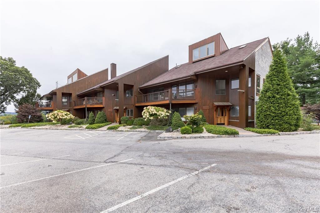 #4 photo, 301 Old Tarrytown Road, White Plains , NY 10603