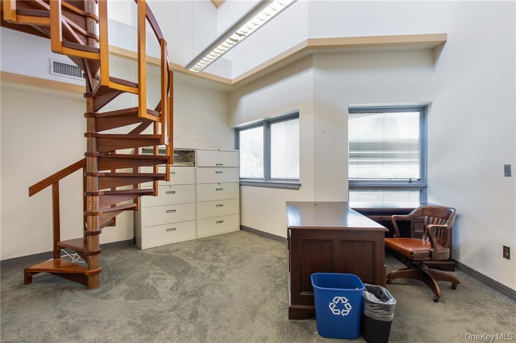 #6 photo, 301 Old Tarrytown Road, White Plains , NY 10603