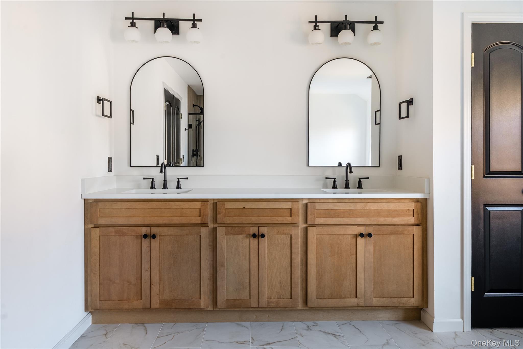 #9 photo, 157 S Quaker Lane, 紐約州 Hyde Park , NY 12538