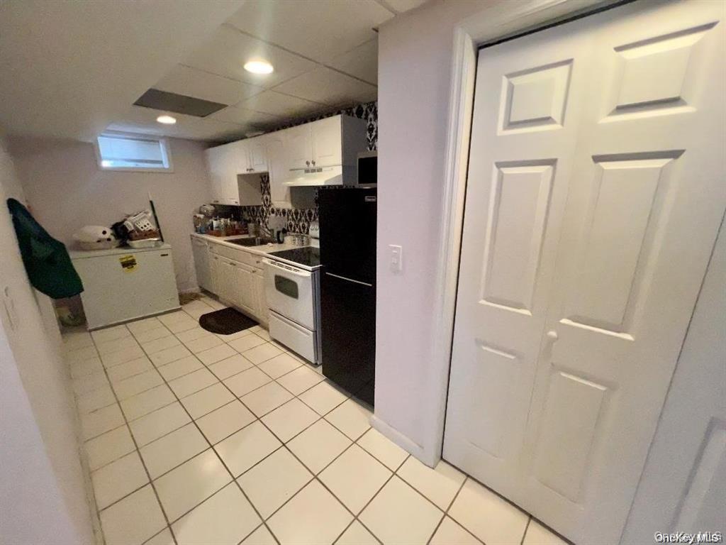 #15 photo, 39 Independence Way, מחוז סאפוק Miller Place , NY 11764