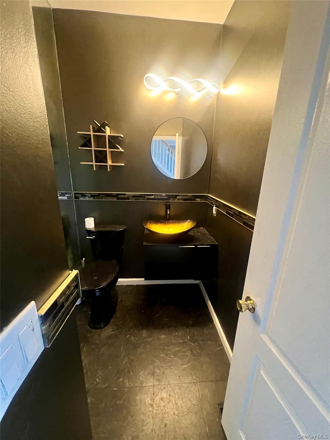 #16 photo, 39 Independence Way, מחוז סאפוק Miller Place , NY 11764