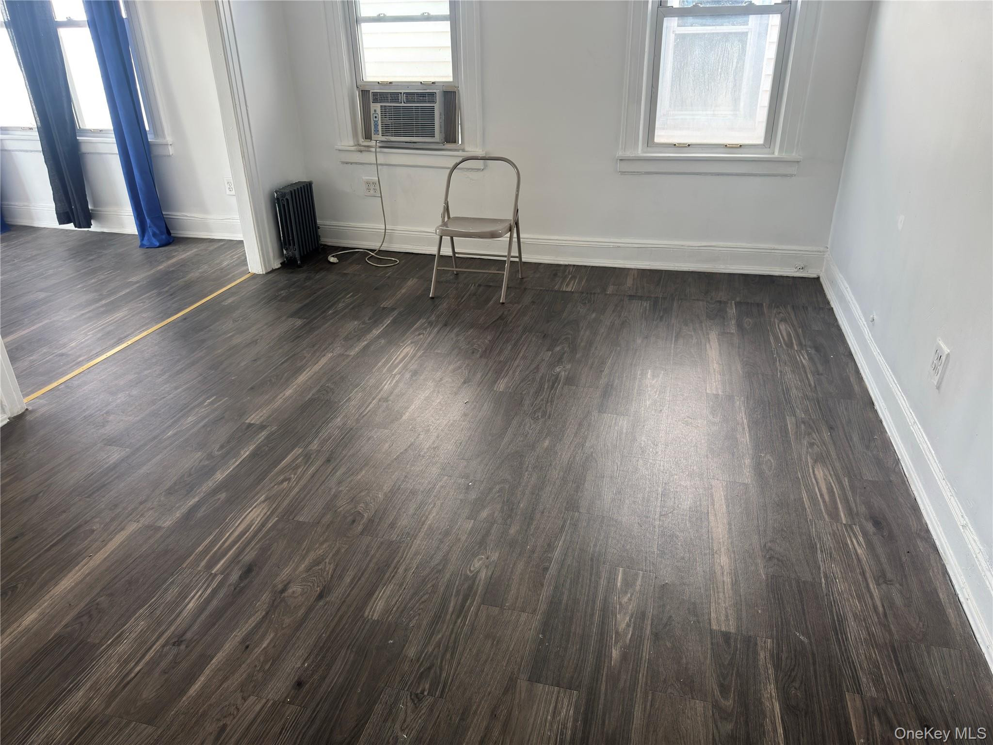 #11 photo, 93-45 202nd Street, Hollis , NY 11423