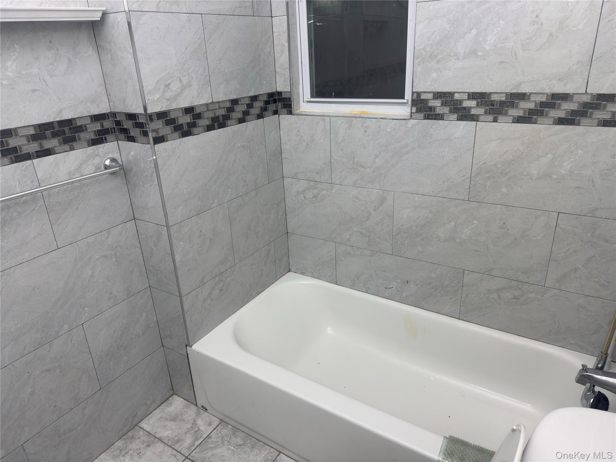 #4 photo, 93-45 202nd Street, Hollis , NY 11423