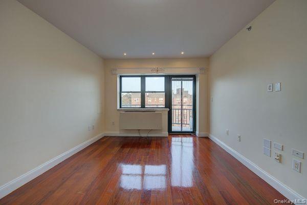 #5 photo, 143-41 84 Drive, Briarwood , NY 11435