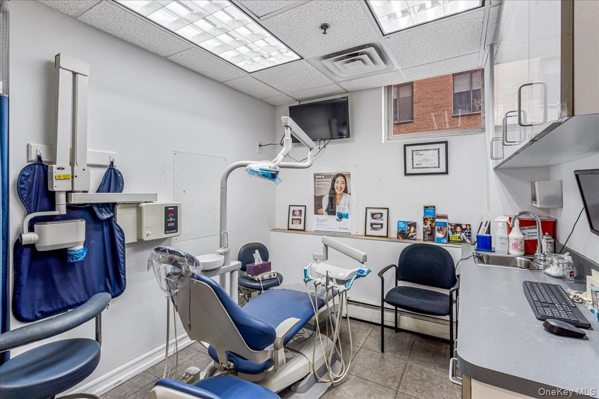 #10 photo, 13347 Sanford Avenue, Flushing , NY 11355