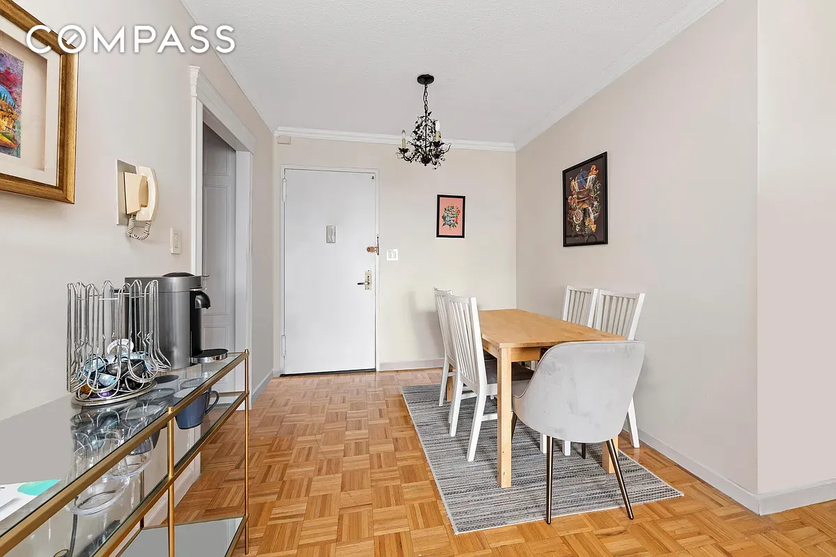 #2 photo, 345 E 80th Street, Upper East Side , NY 10075