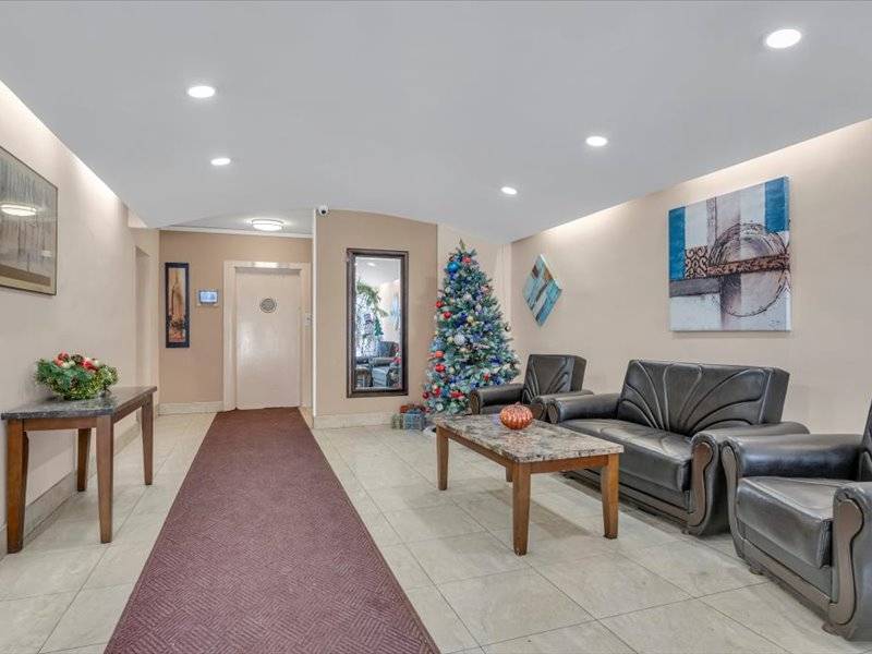 #14 photo, 2815 Ocean Parkway, #2H, Brighton Beach , NY 11235
