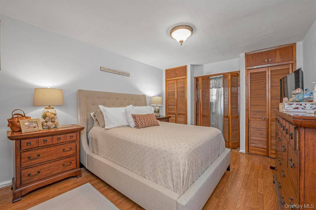 #10 photo, 2433 Young Ave, #Duplex, Pelham Gardens , NY 10469