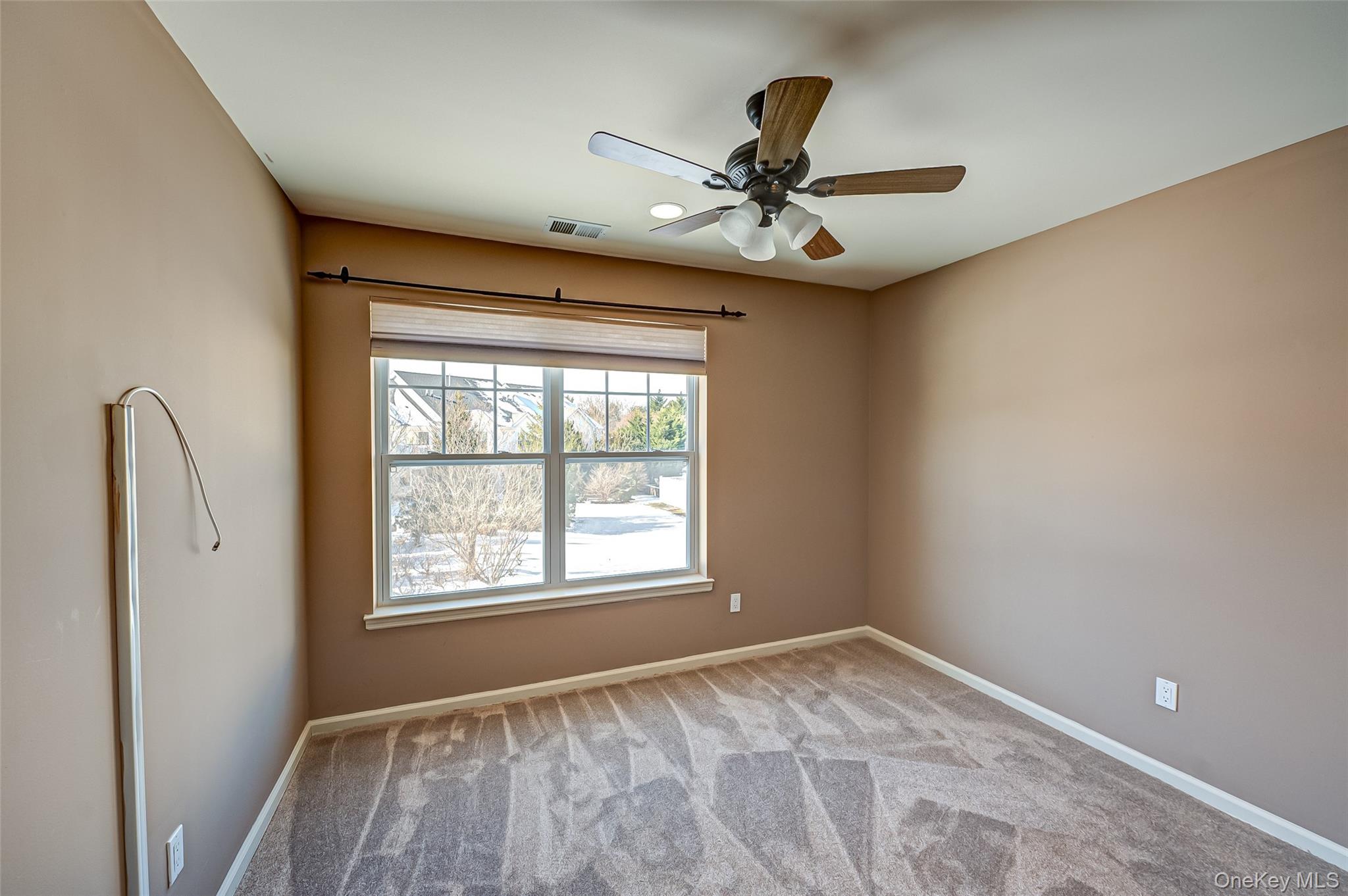 #13 photo, 28 Lorien Place, Melville , NY 11747