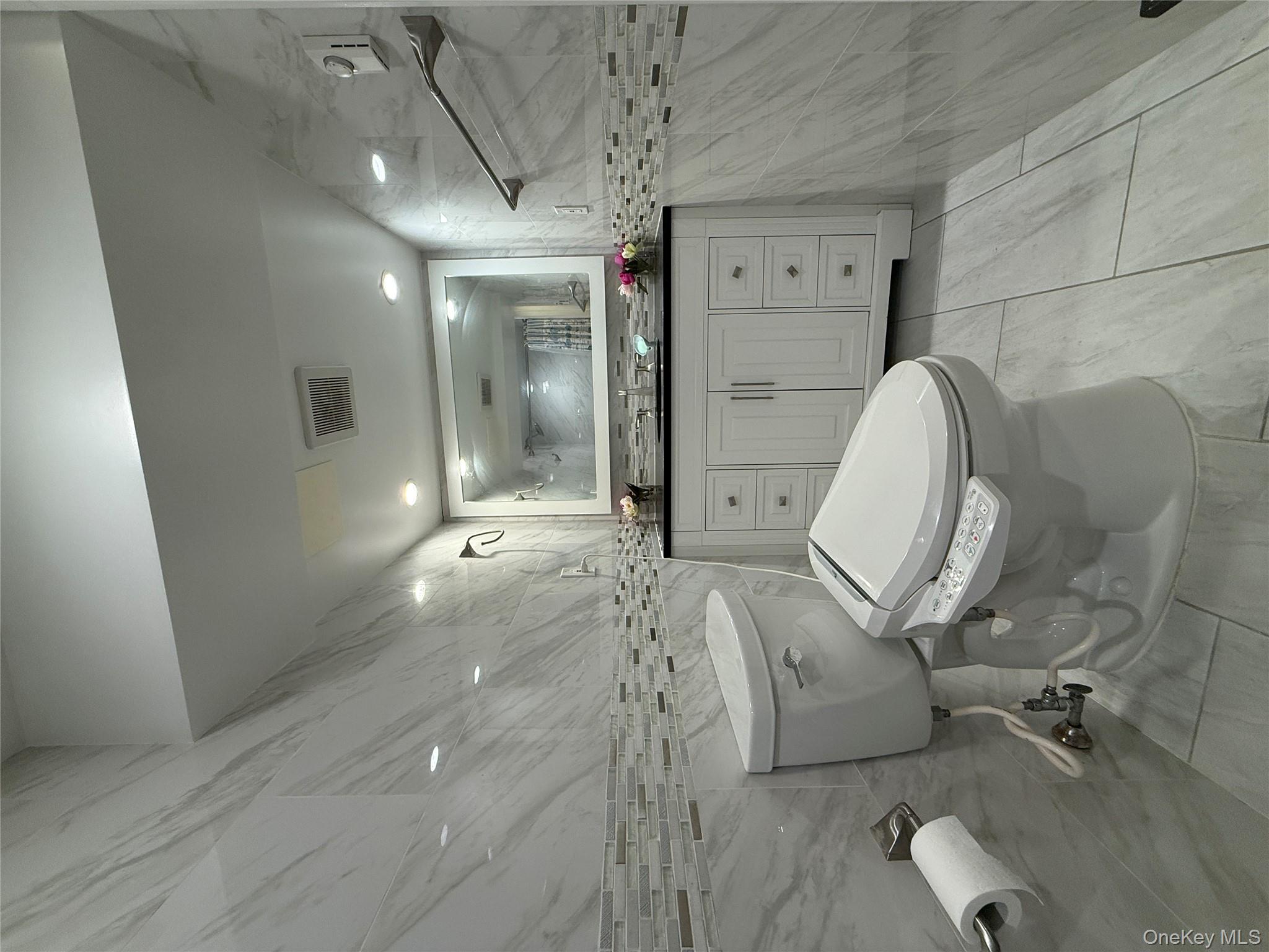 #17 photo, 110-51 64th Road, Forest Hills , NY 11375