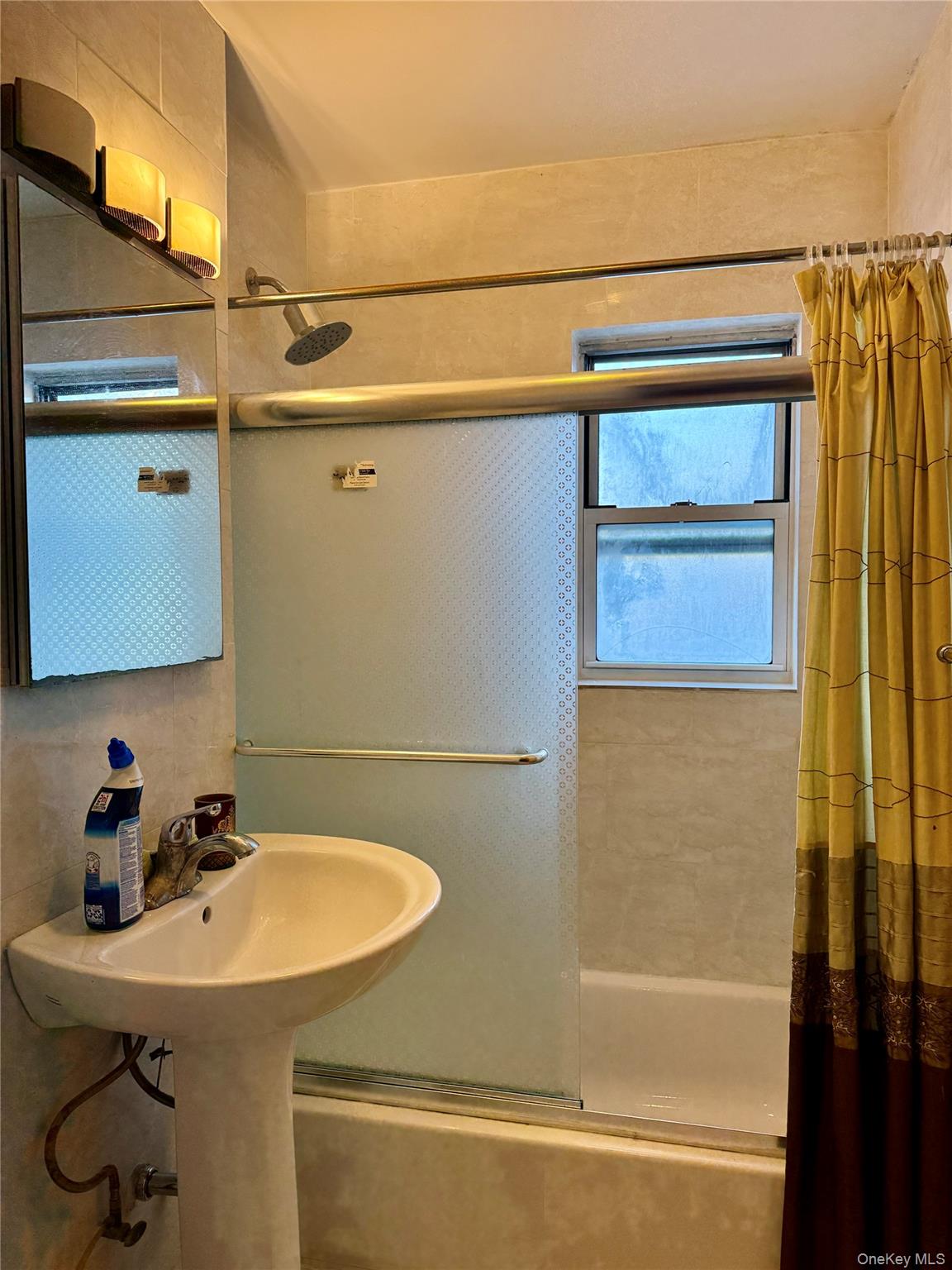 #20 photo, 110-51 64th Road, Forest Hills , NY 11375