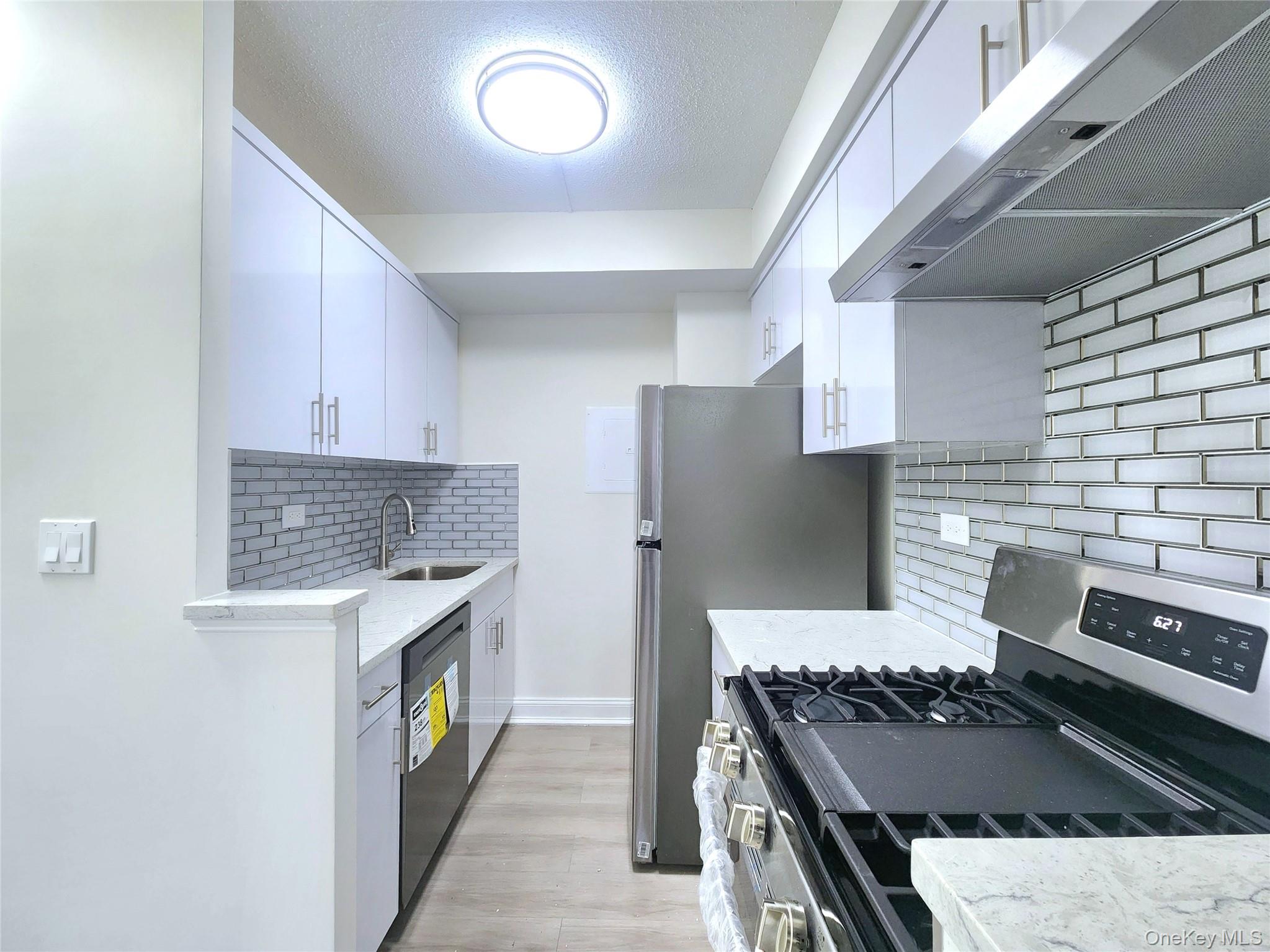 #9 photo, 144-63 37 Avenue, Куинс ‖ Flushing , NY 11354